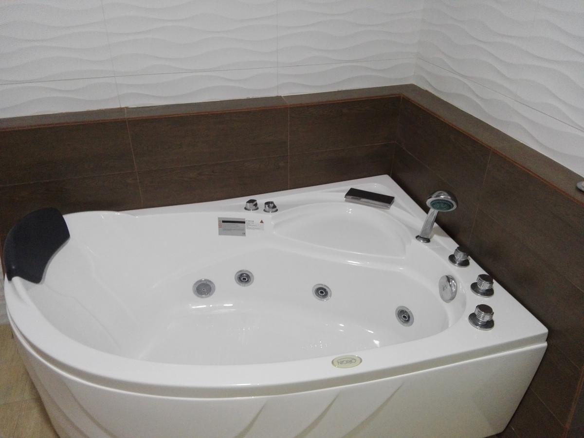 צ'יקלאיו Hotel Vicente De La Vega מראה חיצוני תמונה