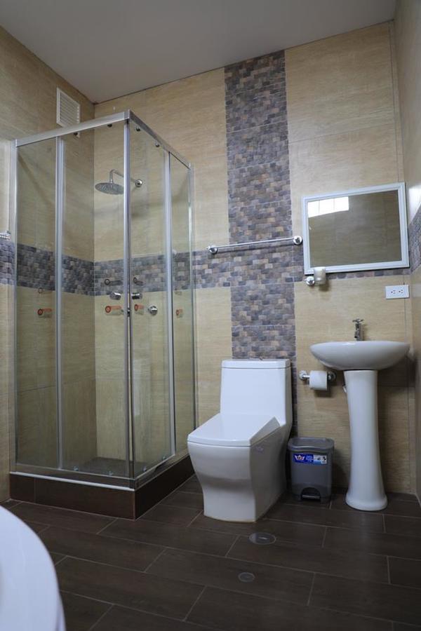 צ'יקלאיו Hotel Vicente De La Vega מראה חיצוני תמונה